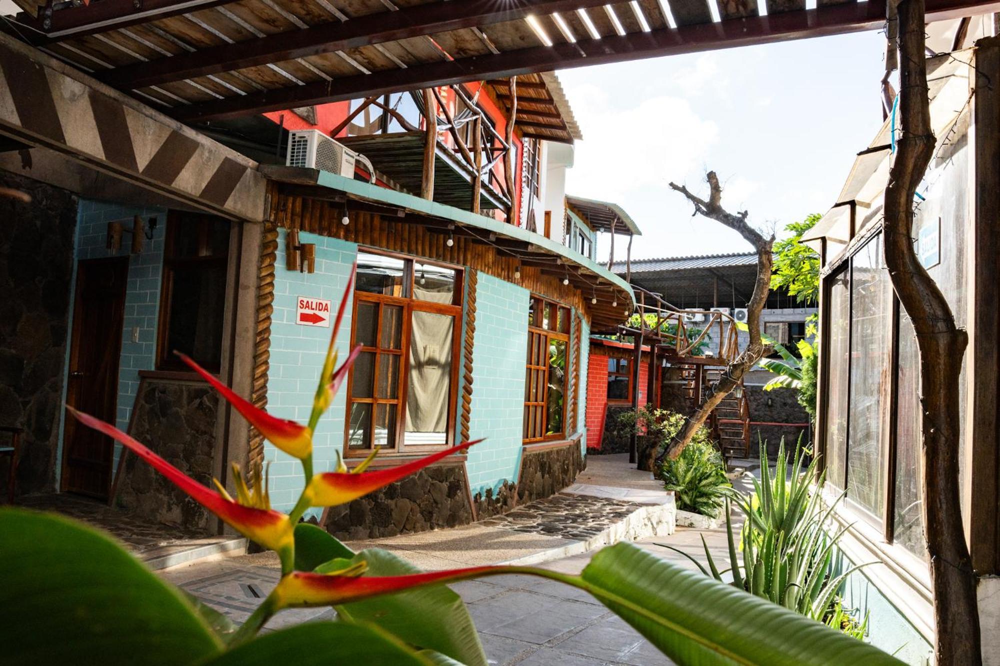Hotel Miconia Puerto Baquerizo Moreno Exterior foto